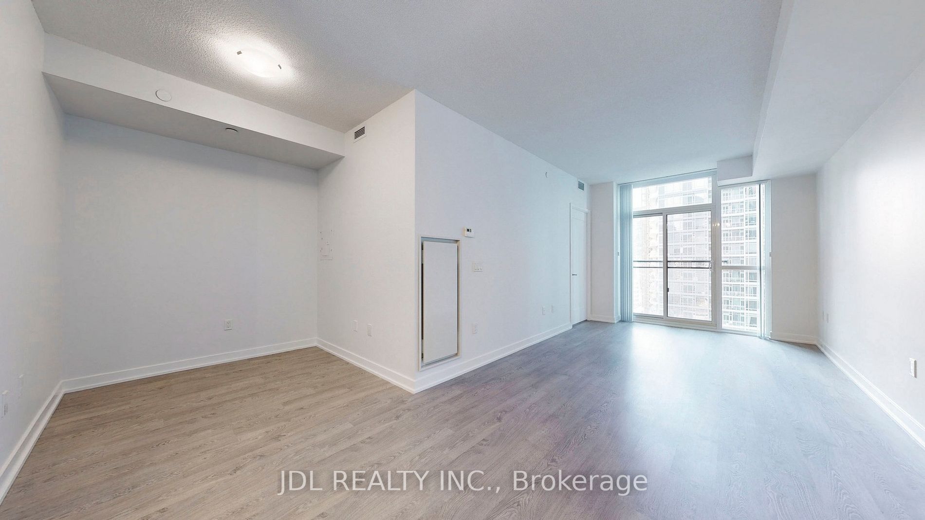 99 John St Property Photo 6