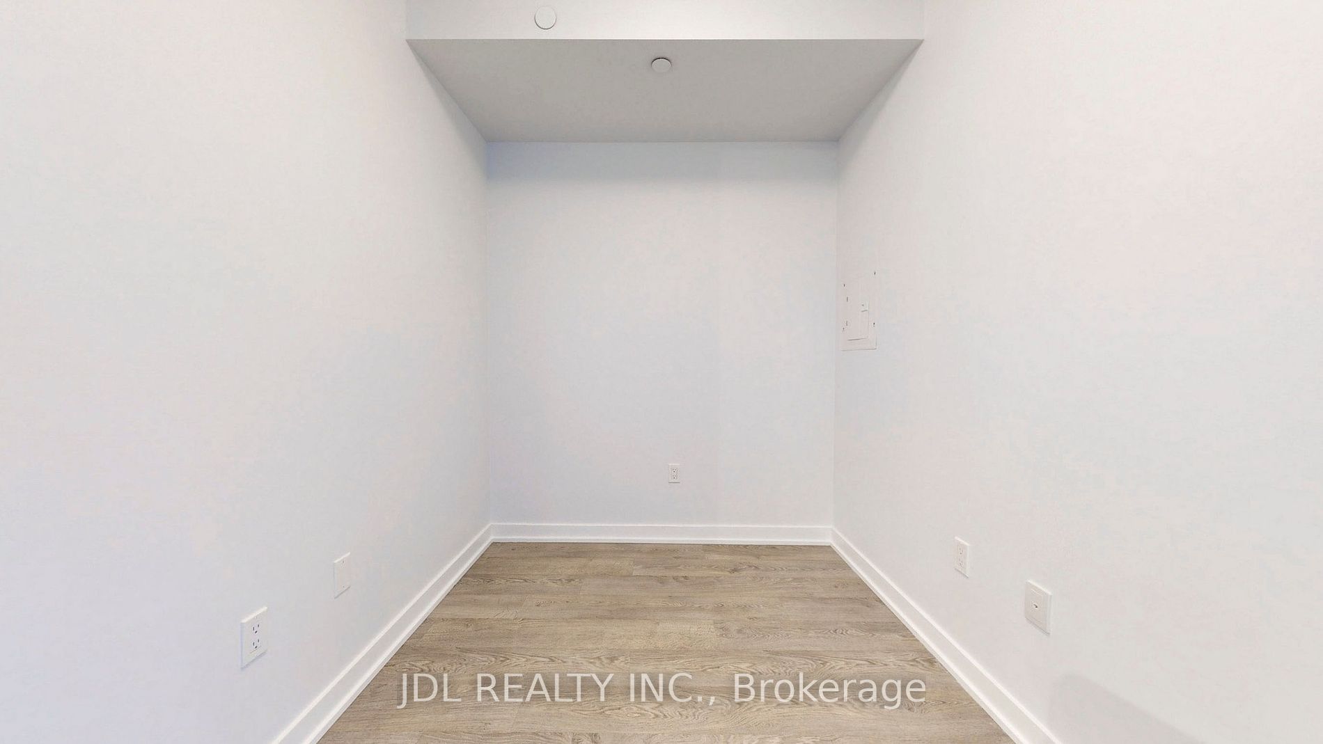 99 John St Property Photo 12