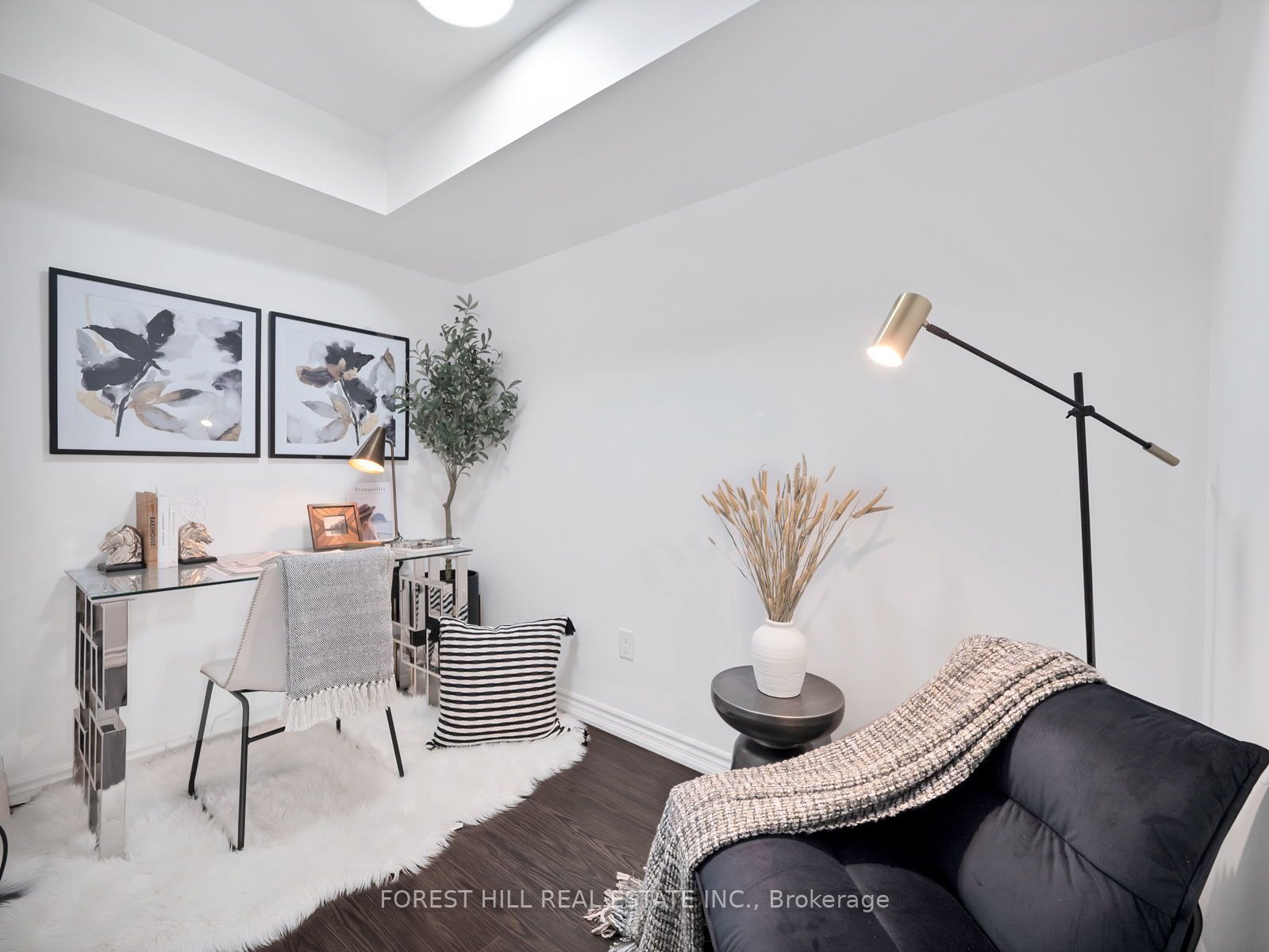 386 Yonge St 05 Property Photo 9