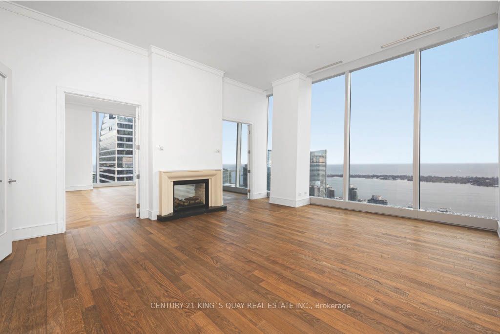 183 Wellington St W 02 Property Photo 27