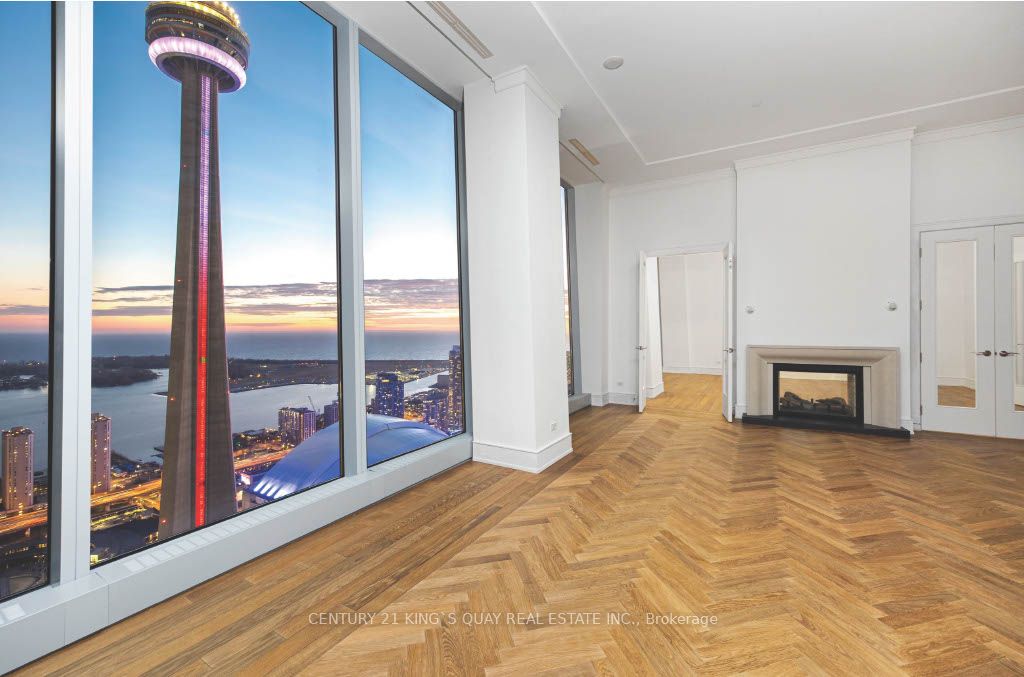 183 Wellington St W 02 Property Photo 31