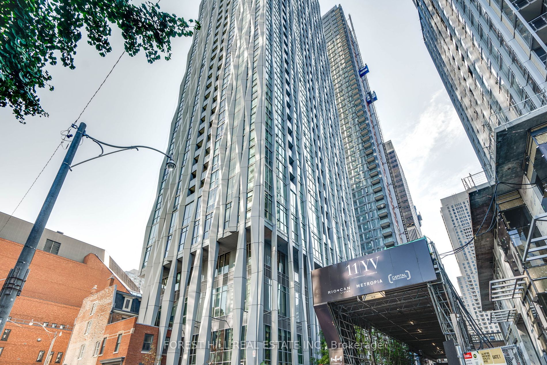 1 Yorkville Ave 02 Property Photo 1