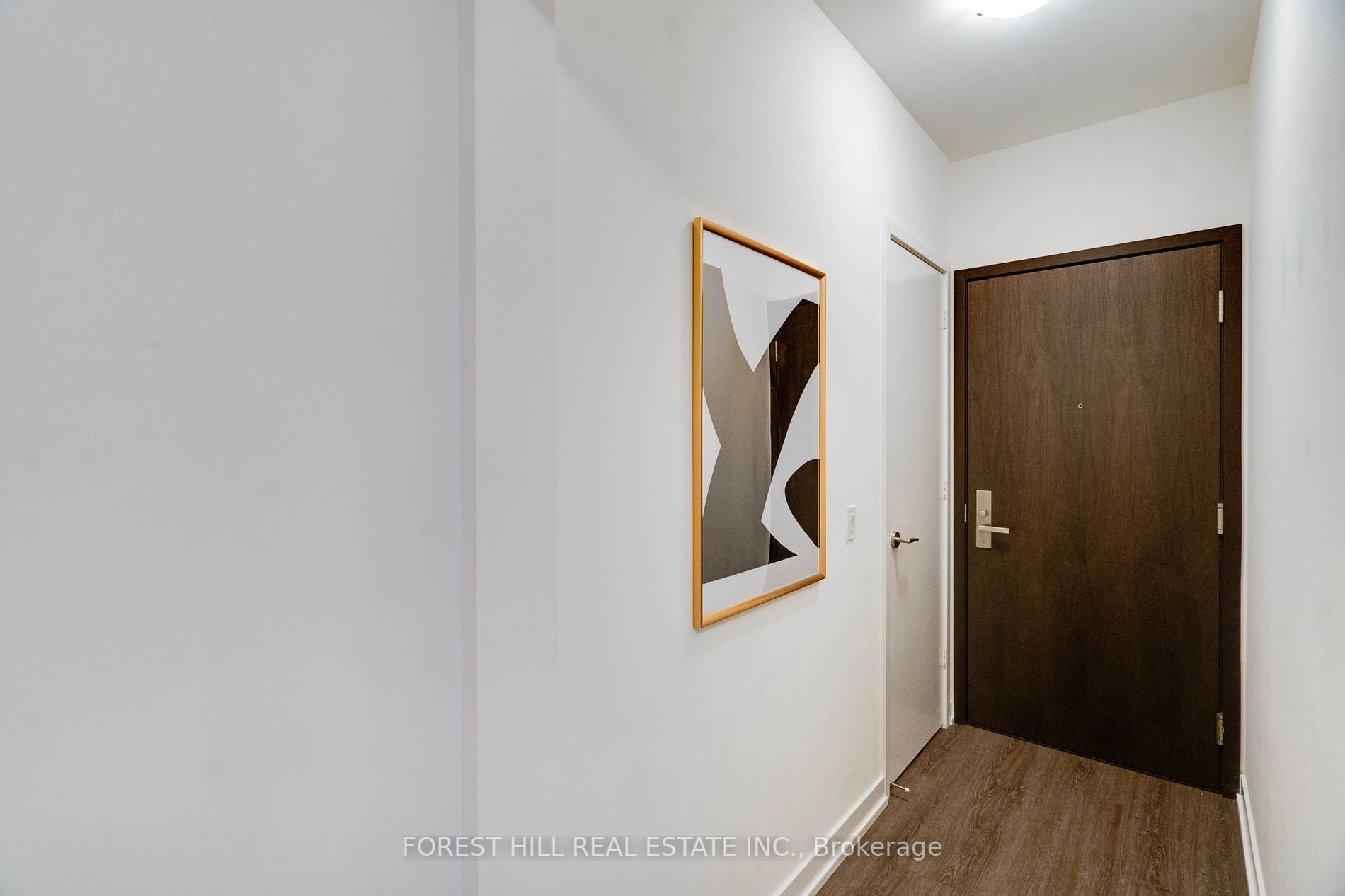 1 Yorkville Ave 02 Property Photo 2
