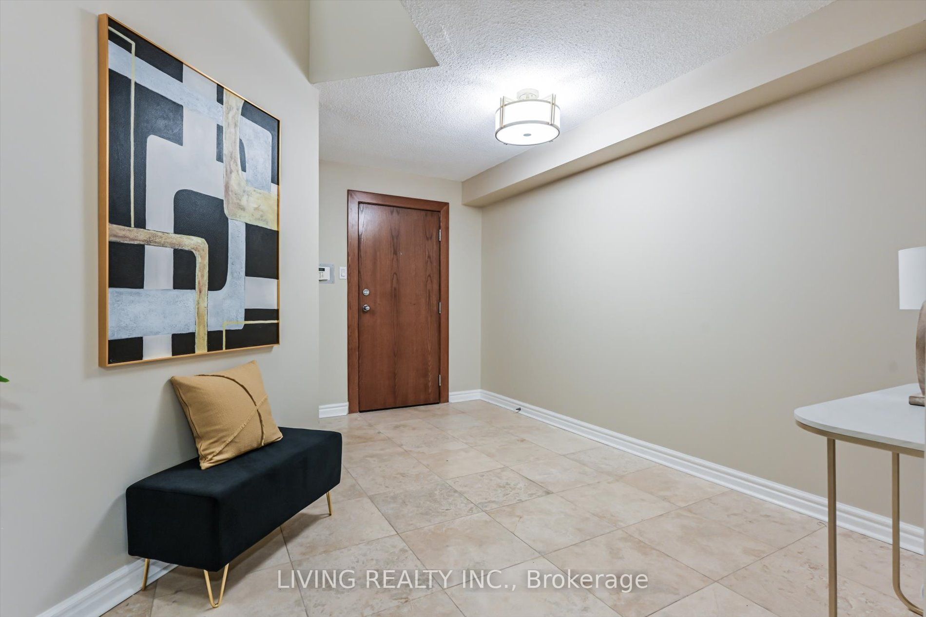 33 University Ave 9 Property Photo 5