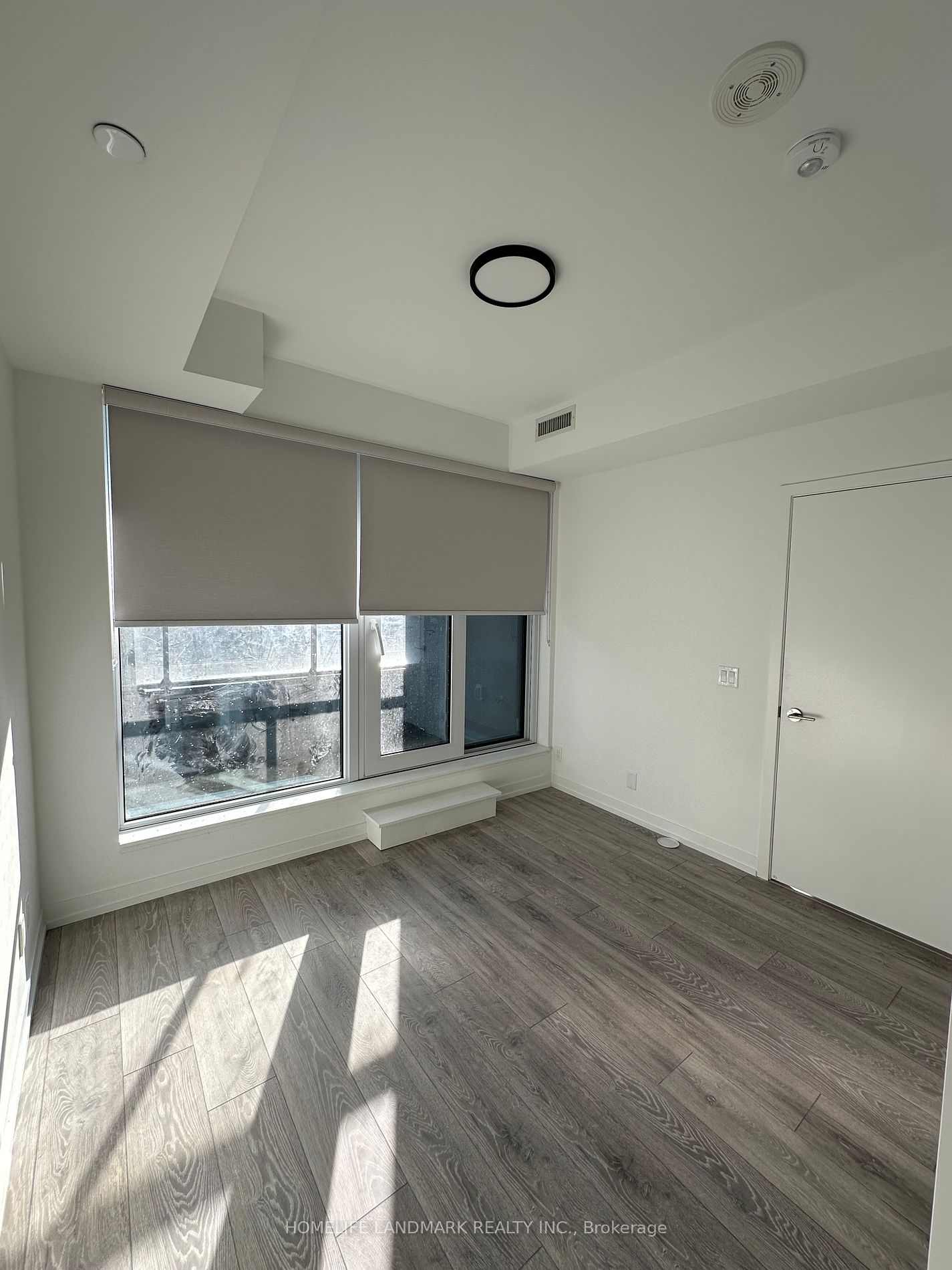 2020 Bathurst St 3 Property Photo 8