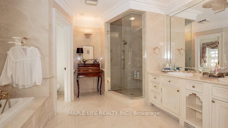 11 Dewbourne Ave Property Photo 21