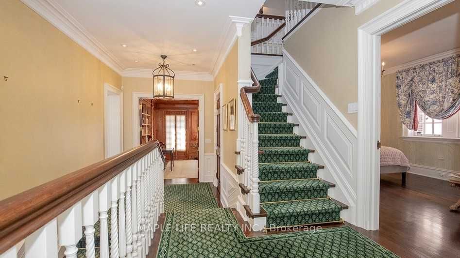 11 Dewbourne Ave Property Photo 24
