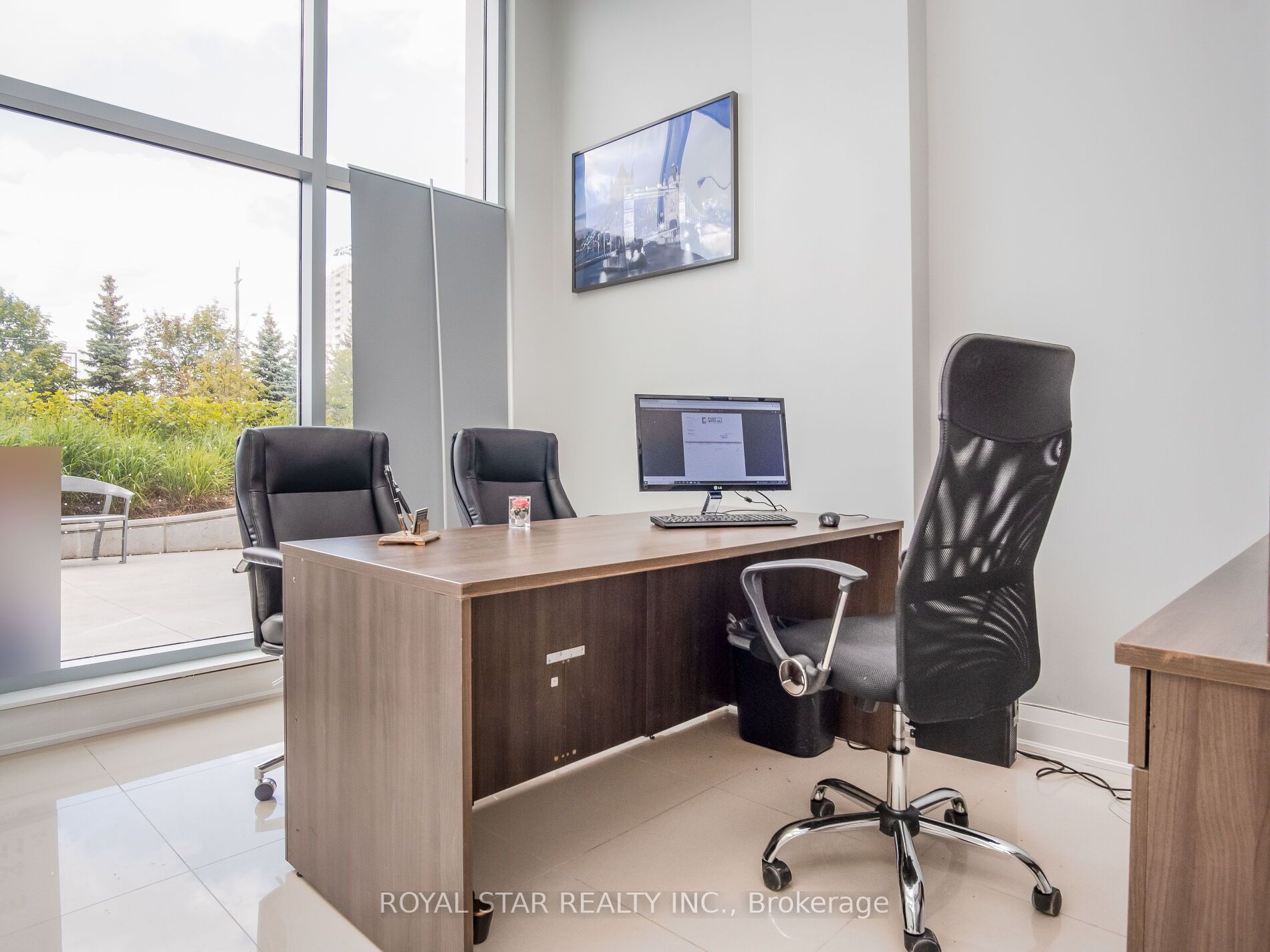 595 Sheppard Ave E Property Photo 12