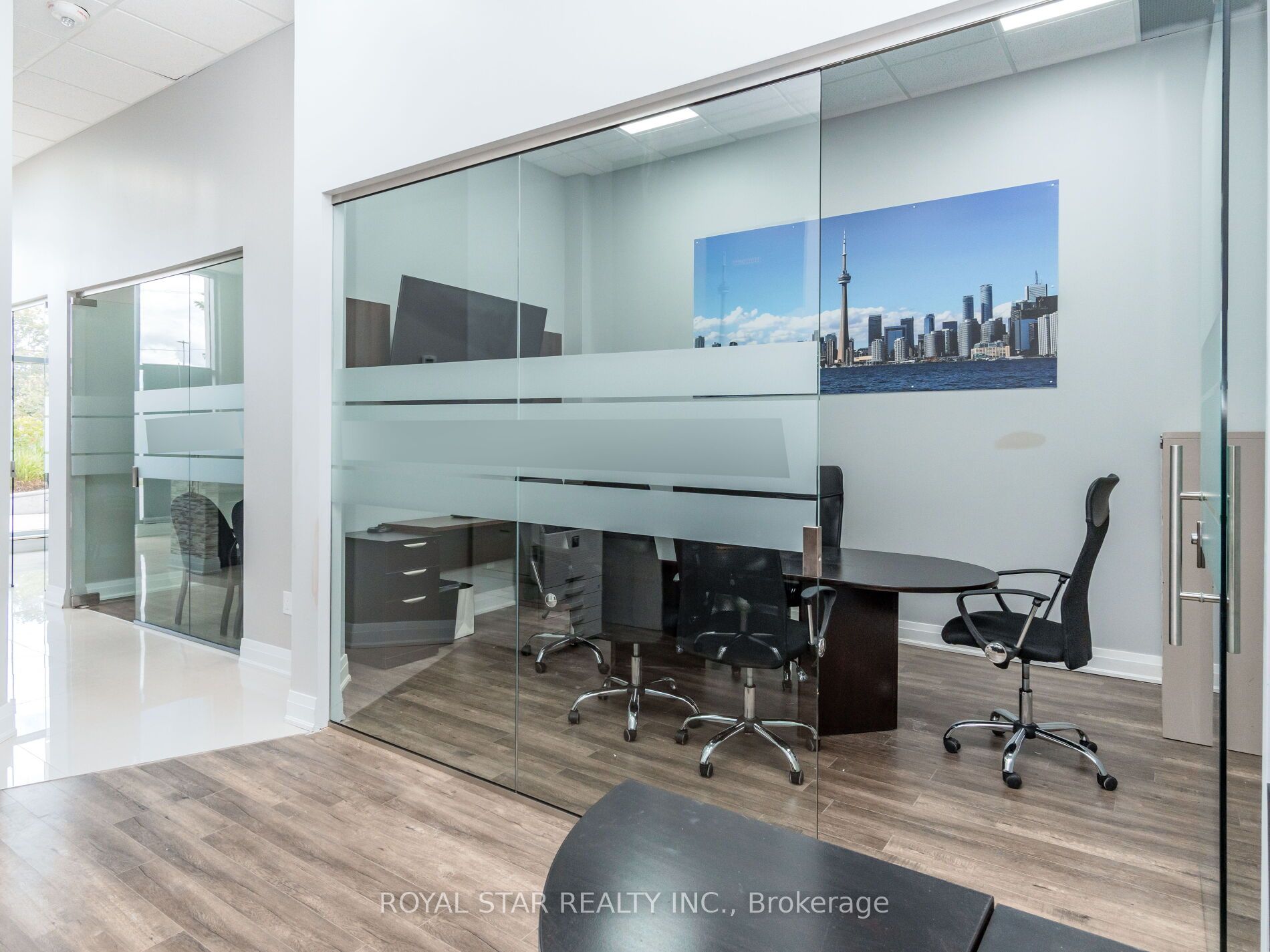595 Sheppard Ave E Property Photo 24