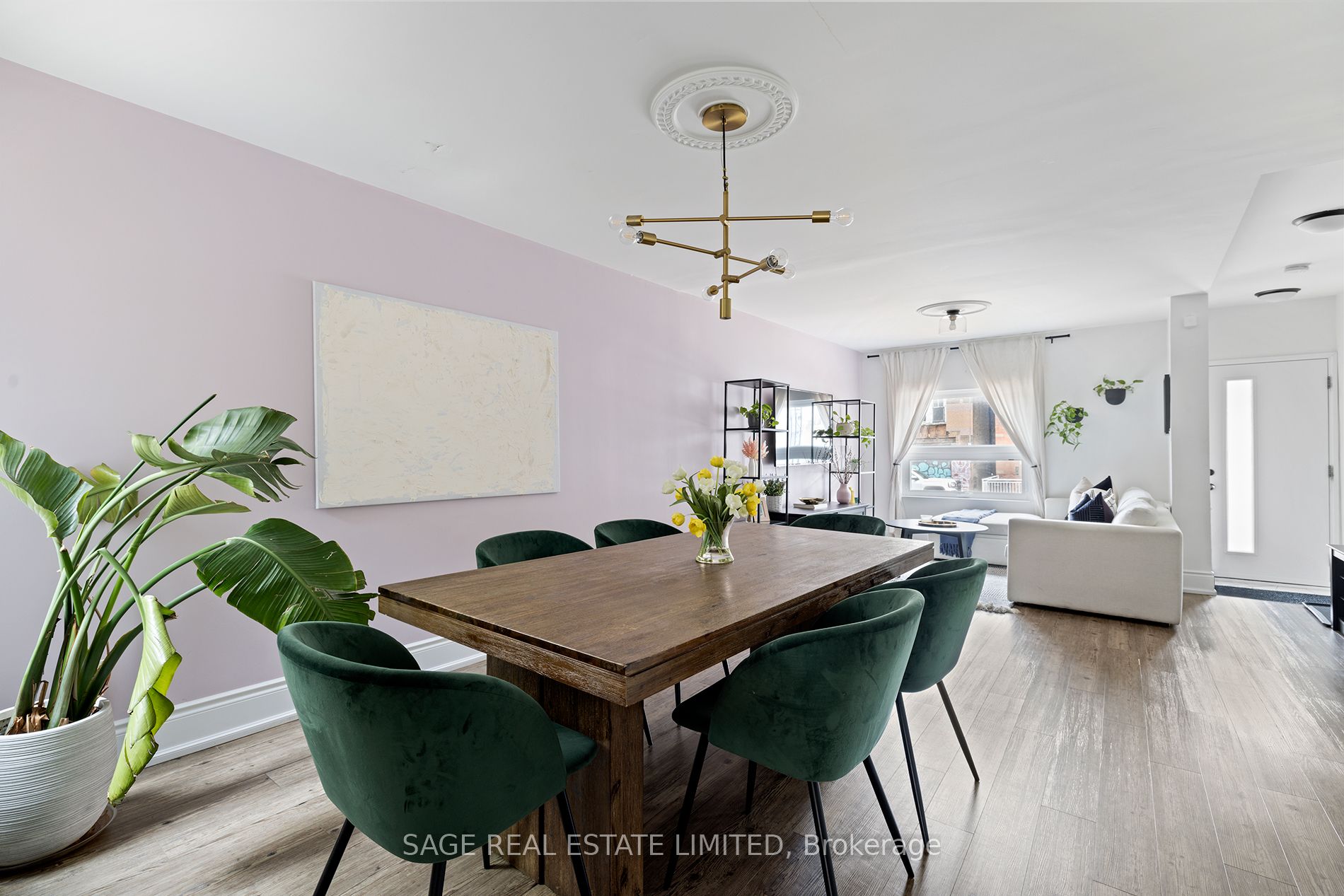 296 Ossington Ave Property Photo 12