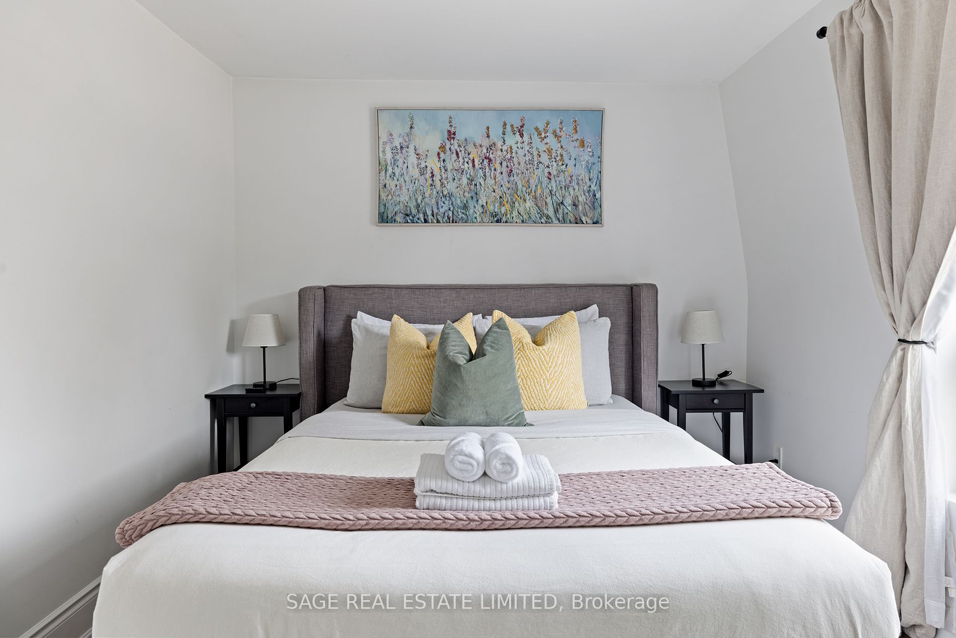 296 Ossington Ave Property Photo 24