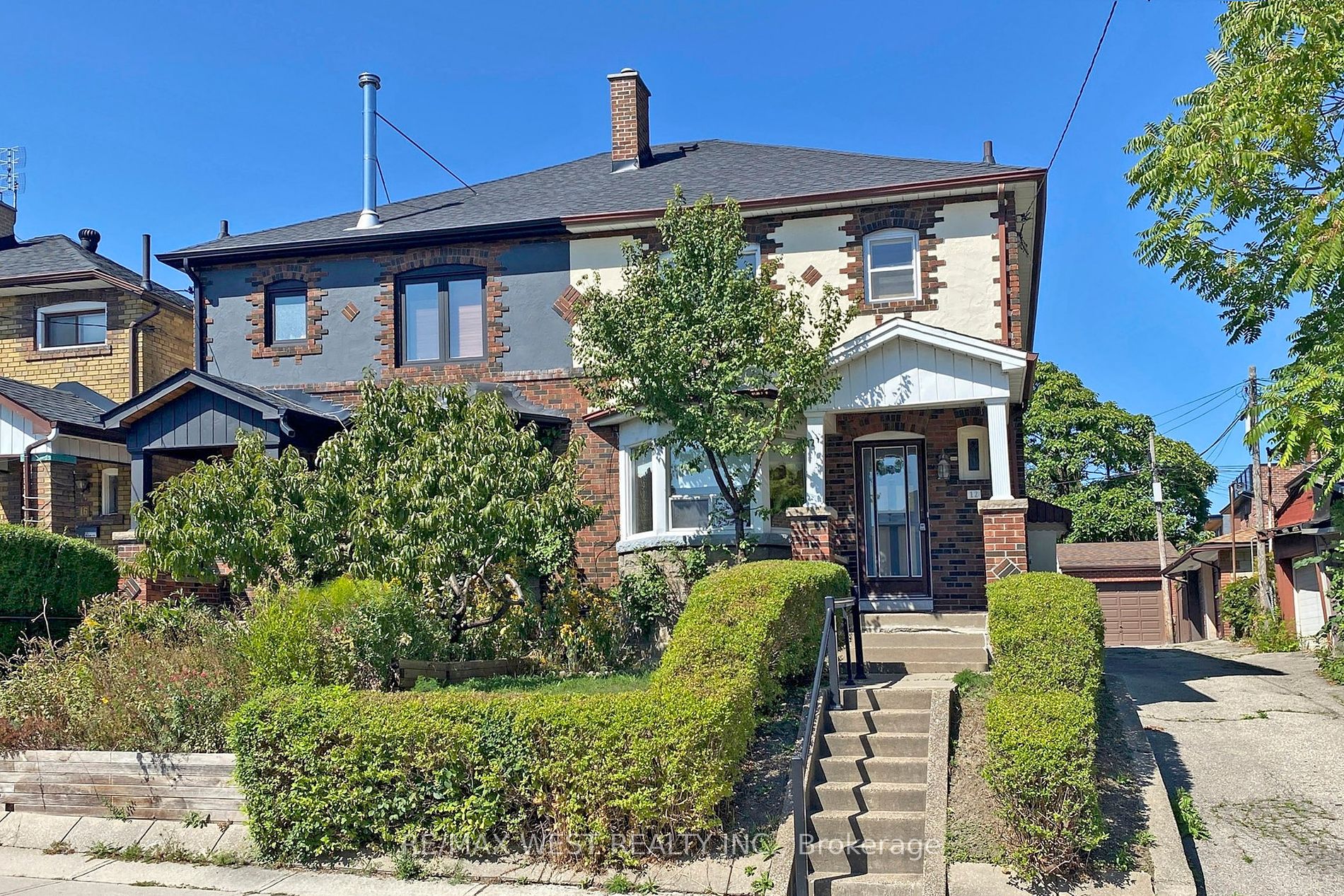 12 Dewson St Property Photo 1