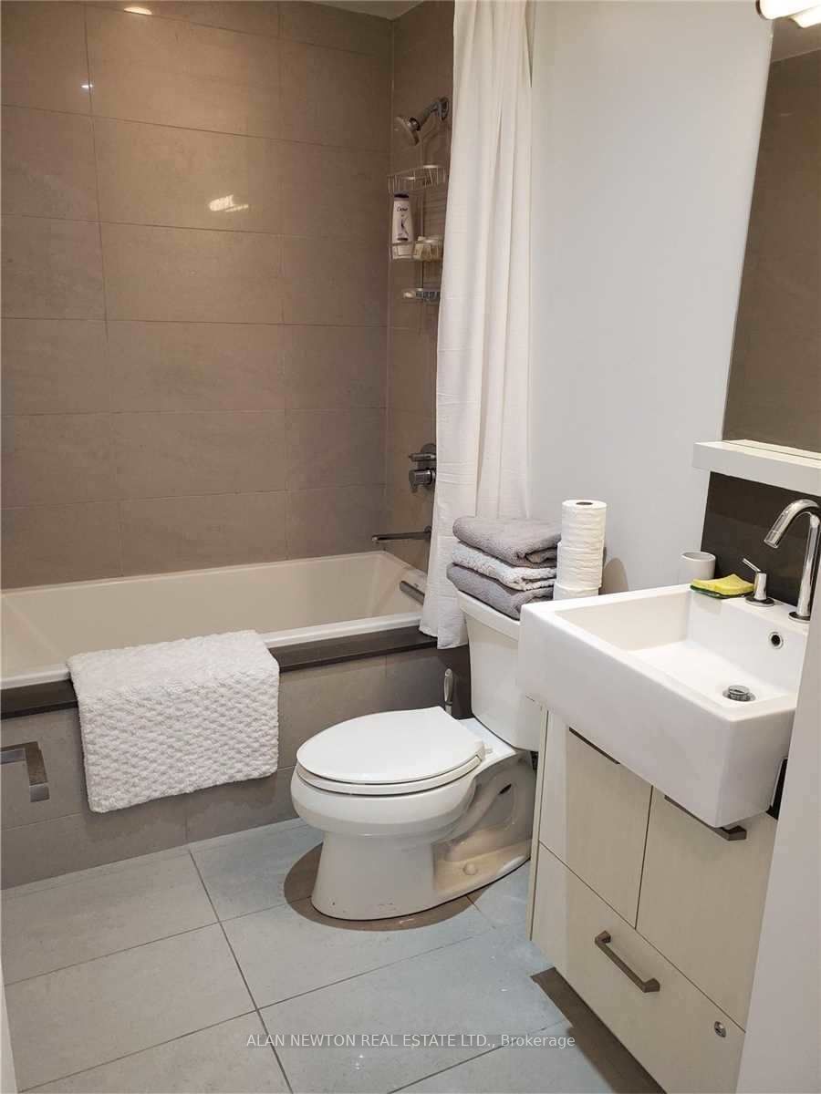 170 Avenue Rd 02 Property Photo 10