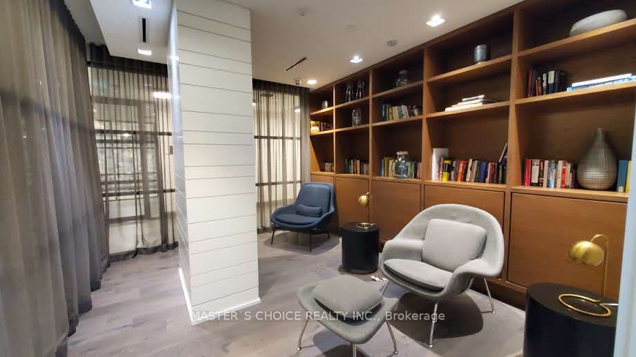 15 Merchants' Wharf 606 Property Photo 23