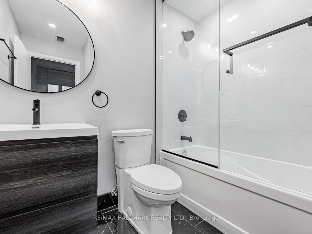 111 Elizabeth St 5 Property Photo 9