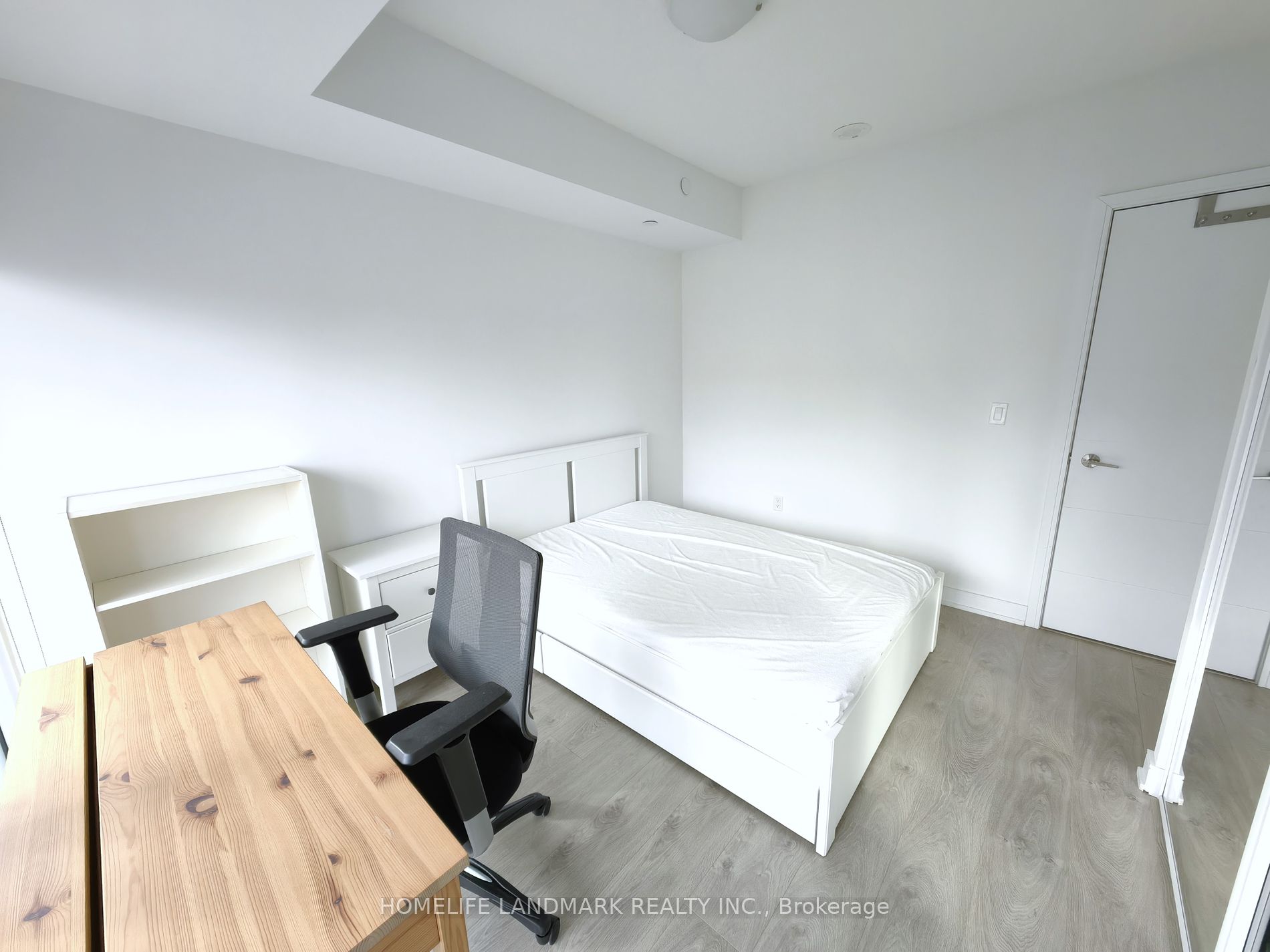 50 Wellesley St E 09 Property Photo 12