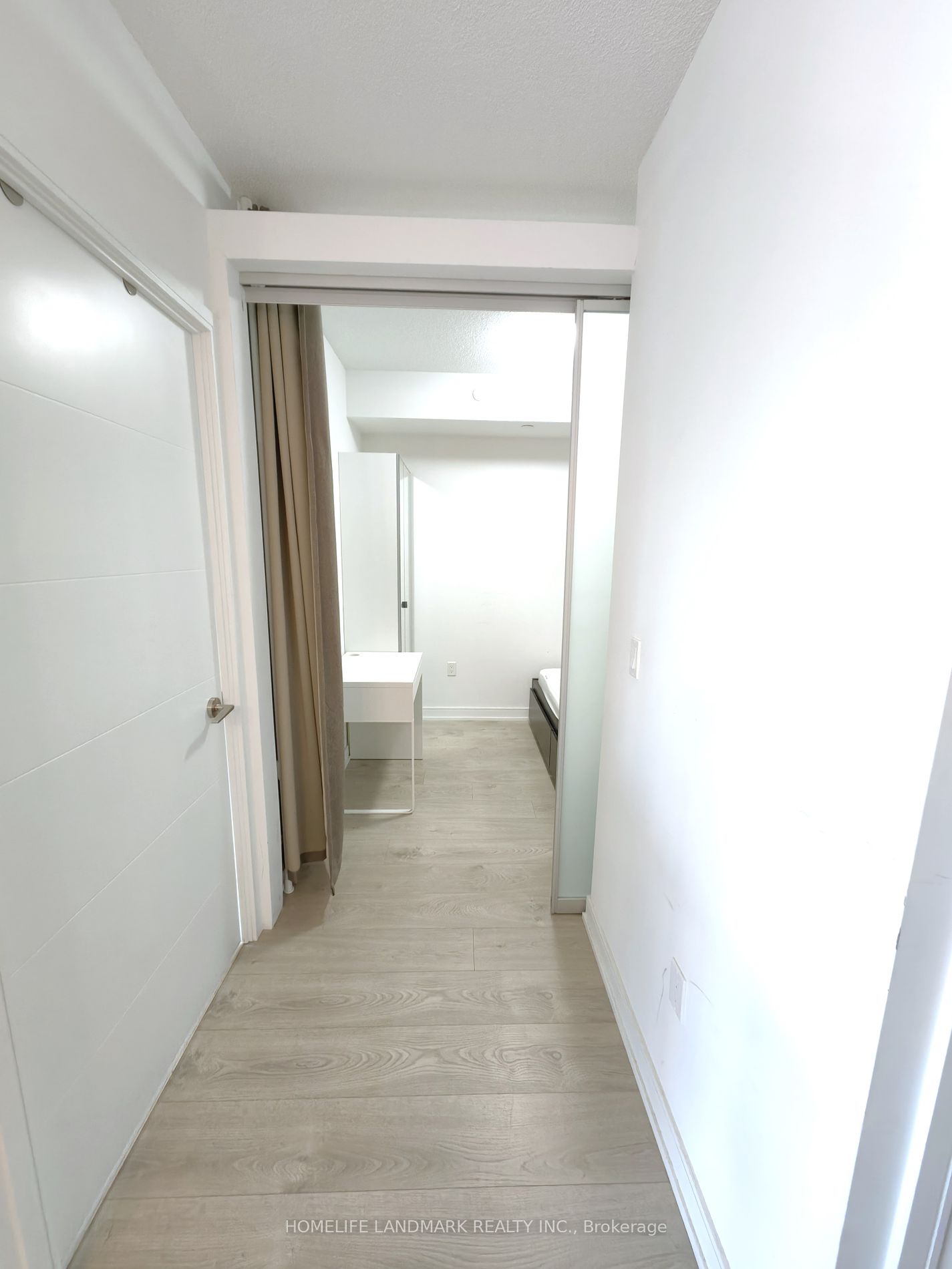 50 Wellesley St E 09 Property Photo 14