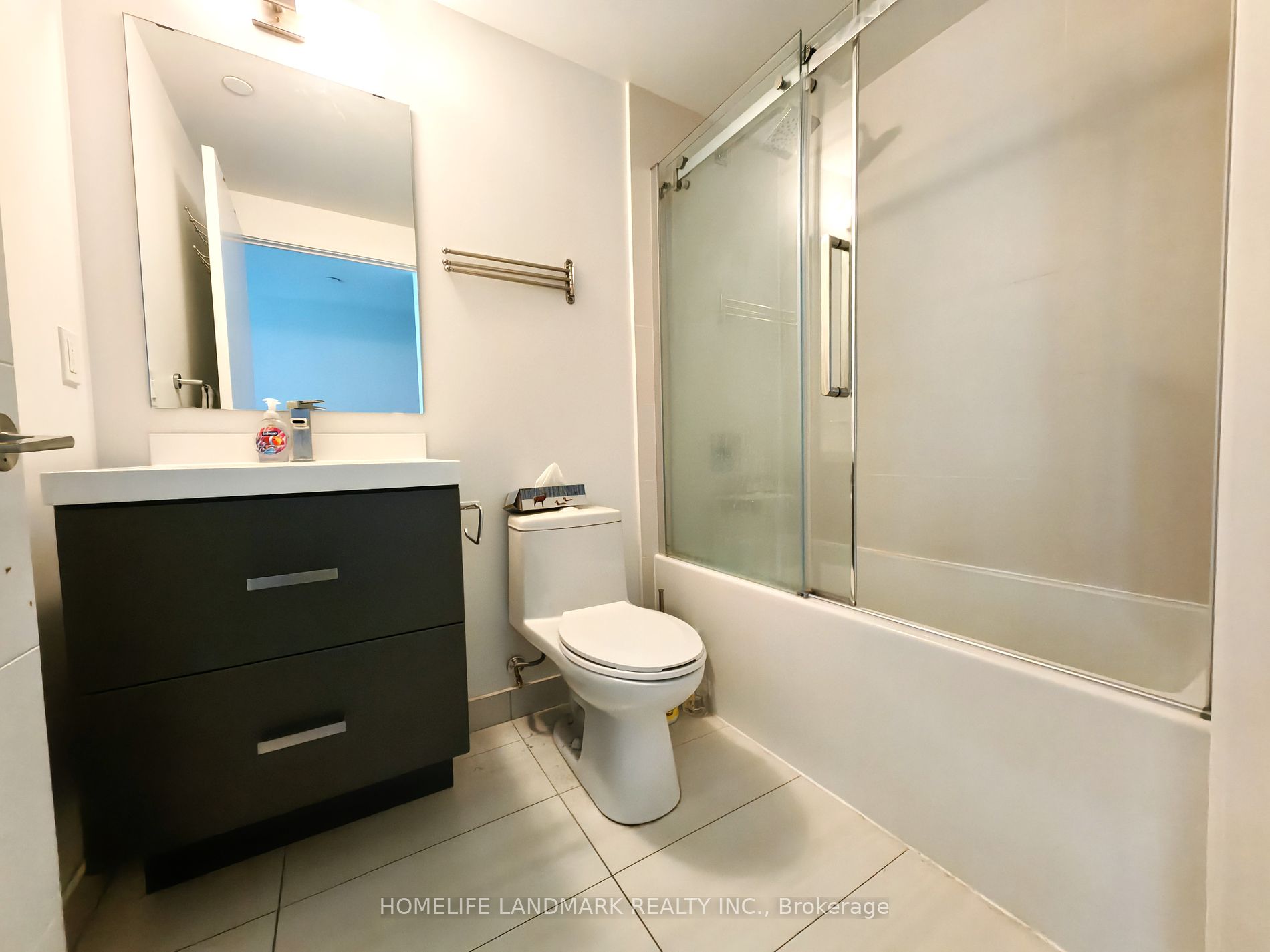 50 Wellesley St E 09 Property Photo 21
