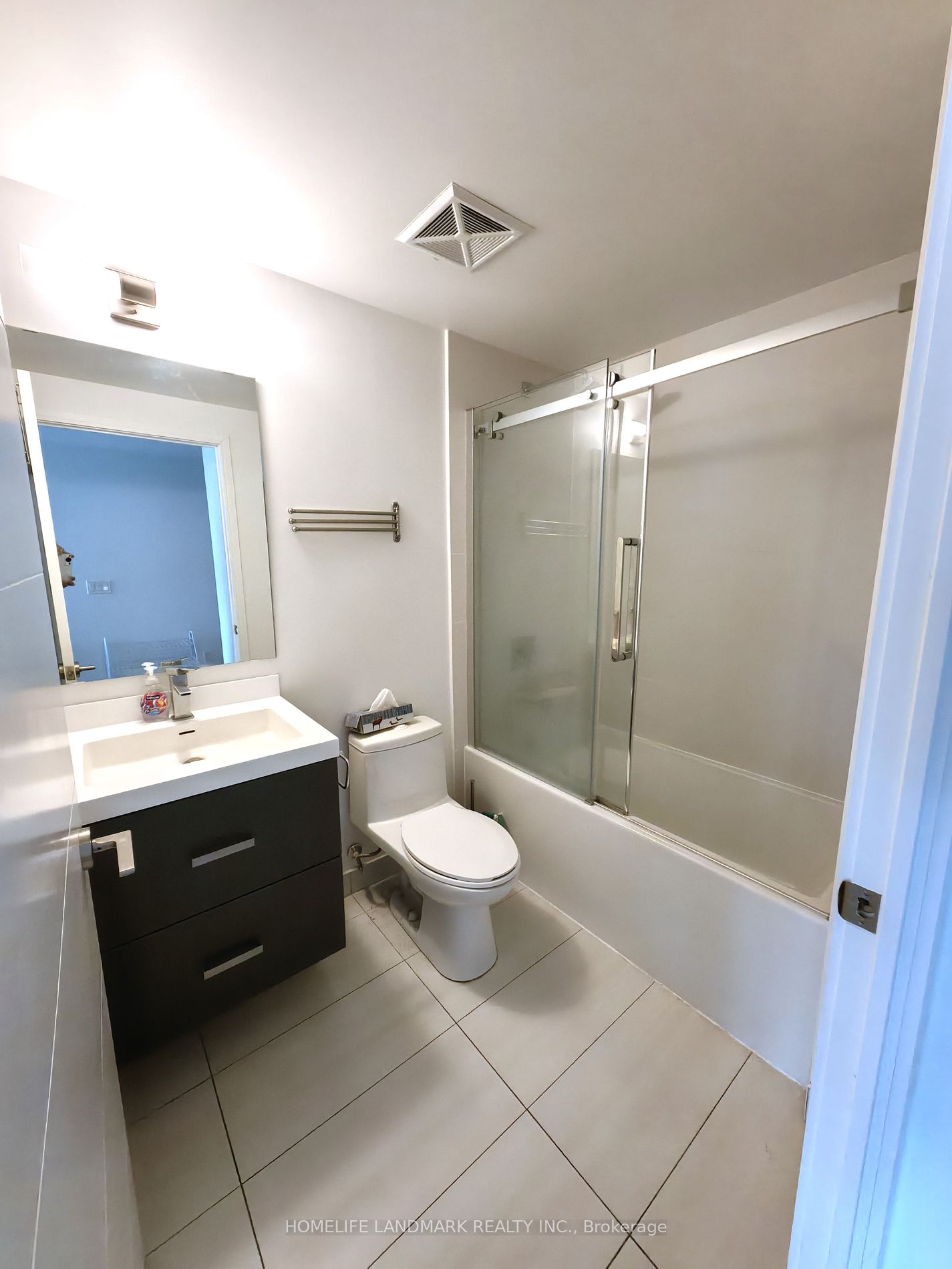 50 Wellesley St E 09 Property Photo 22