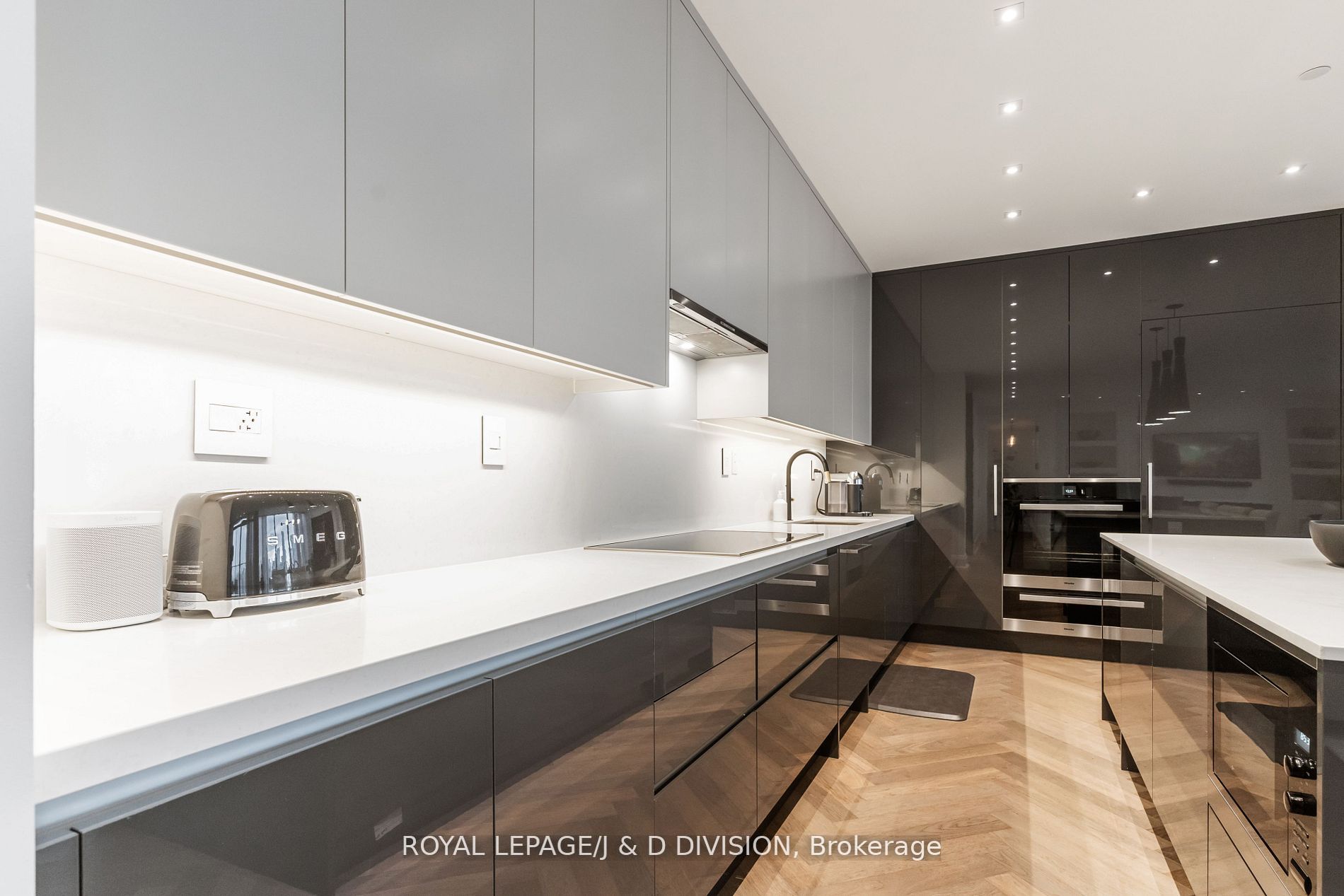 200 Cumberland St 2 Property Photo 17