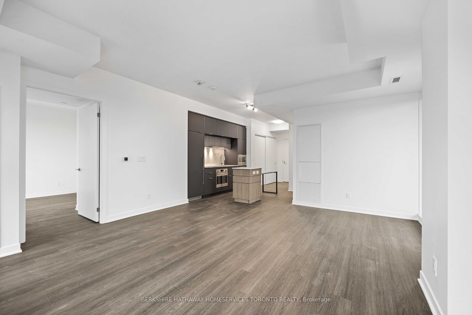 185 Alberta Ave 2 Property Photo 18