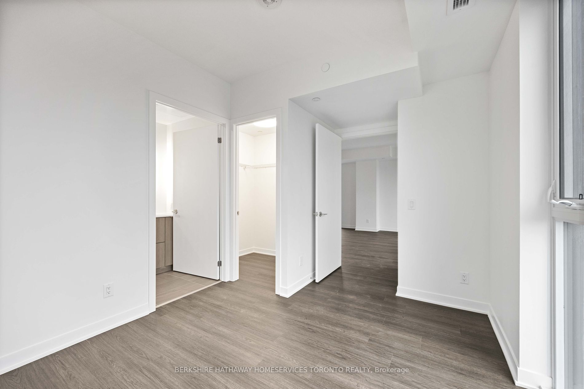 185 Alberta Ave 2 Property Photo 23