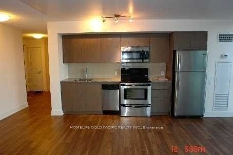 23 Sheppard Ave E 09 Property Photo 8