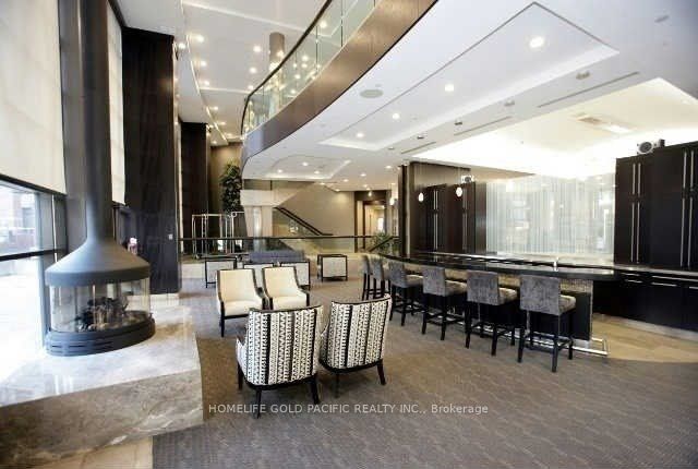 23 Sheppard Ave E 09 Property Photo 19