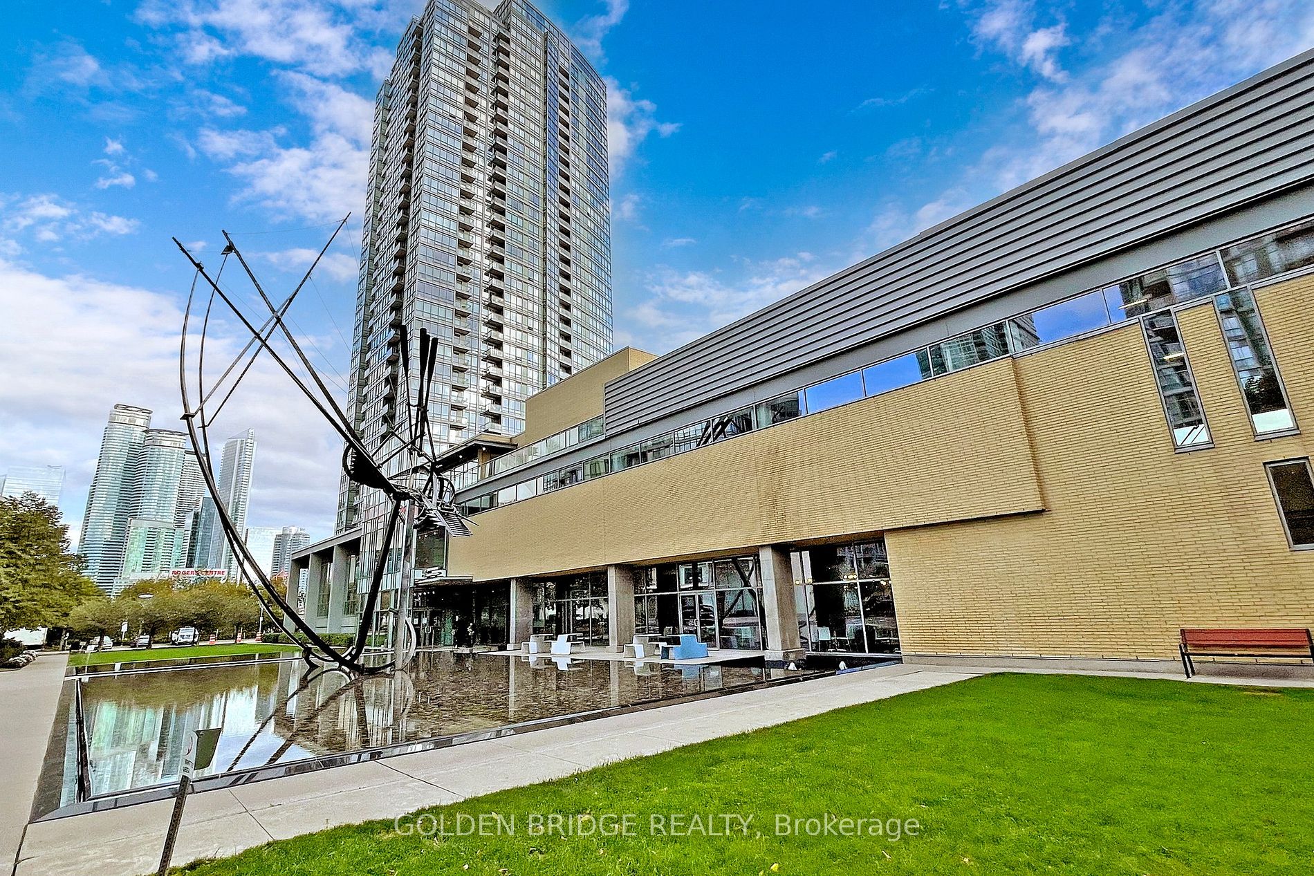 10 Navy Wharf Crt 9 Property Photo 2