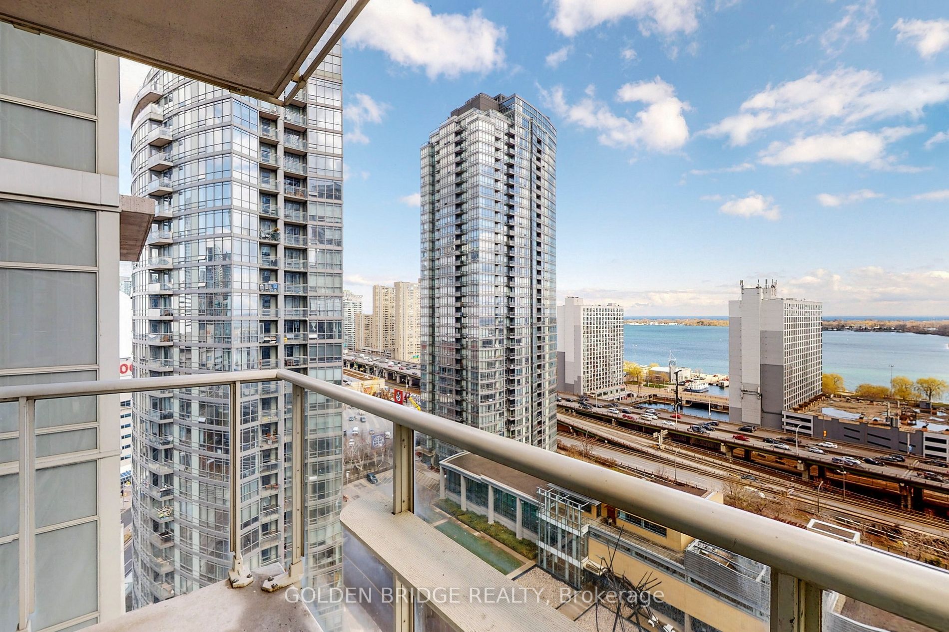 10 Navy Wharf Crt 9 Property Photo 17
