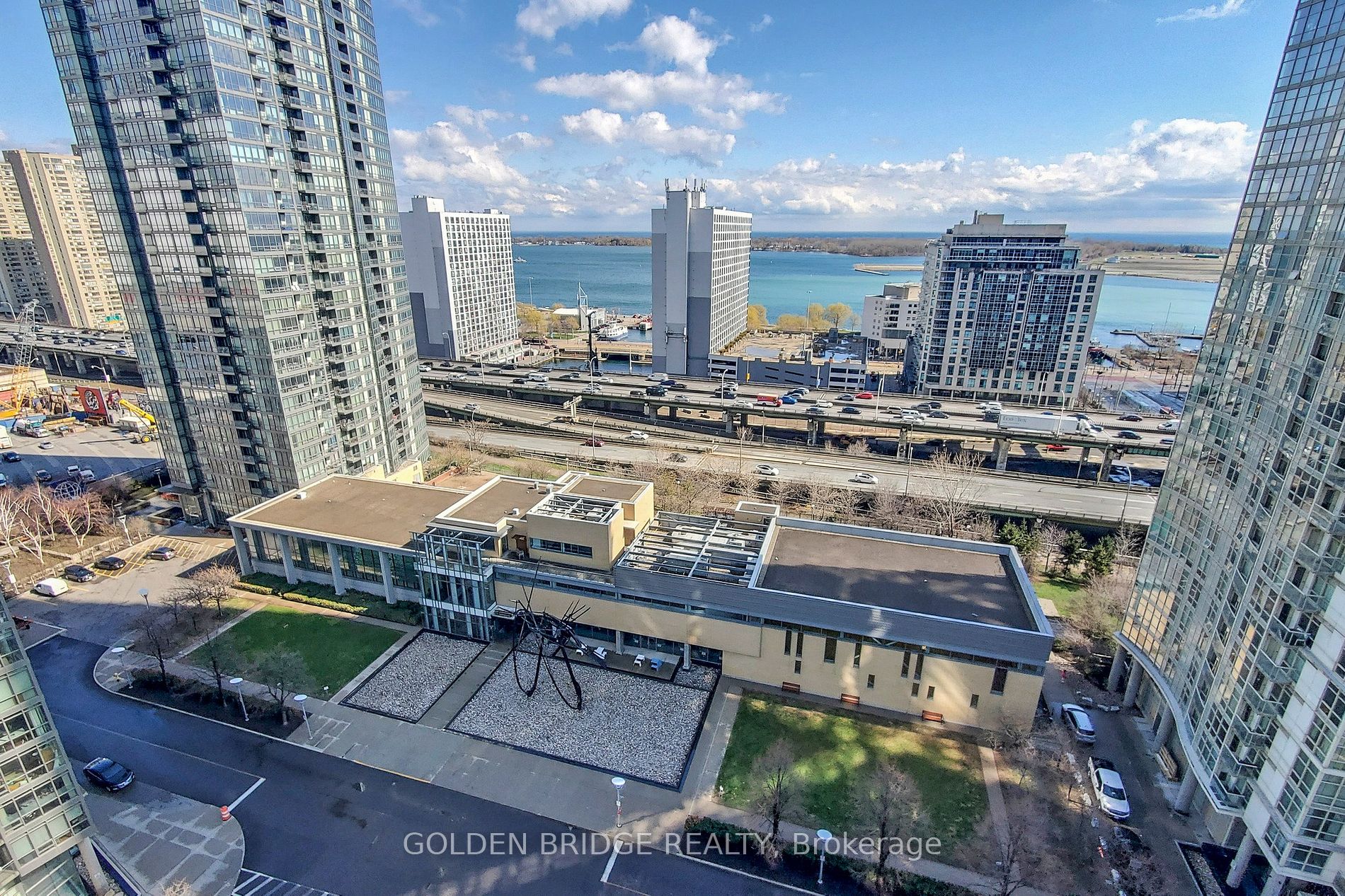 10 Navy Wharf Crt 9 Property Photo 19