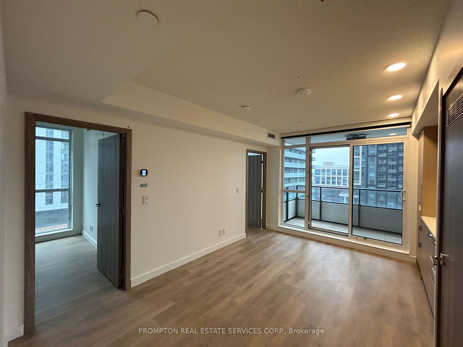 38 Widmer St 01 Property Photo 11