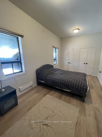 383 Eglinton Ave E Property Photo 10