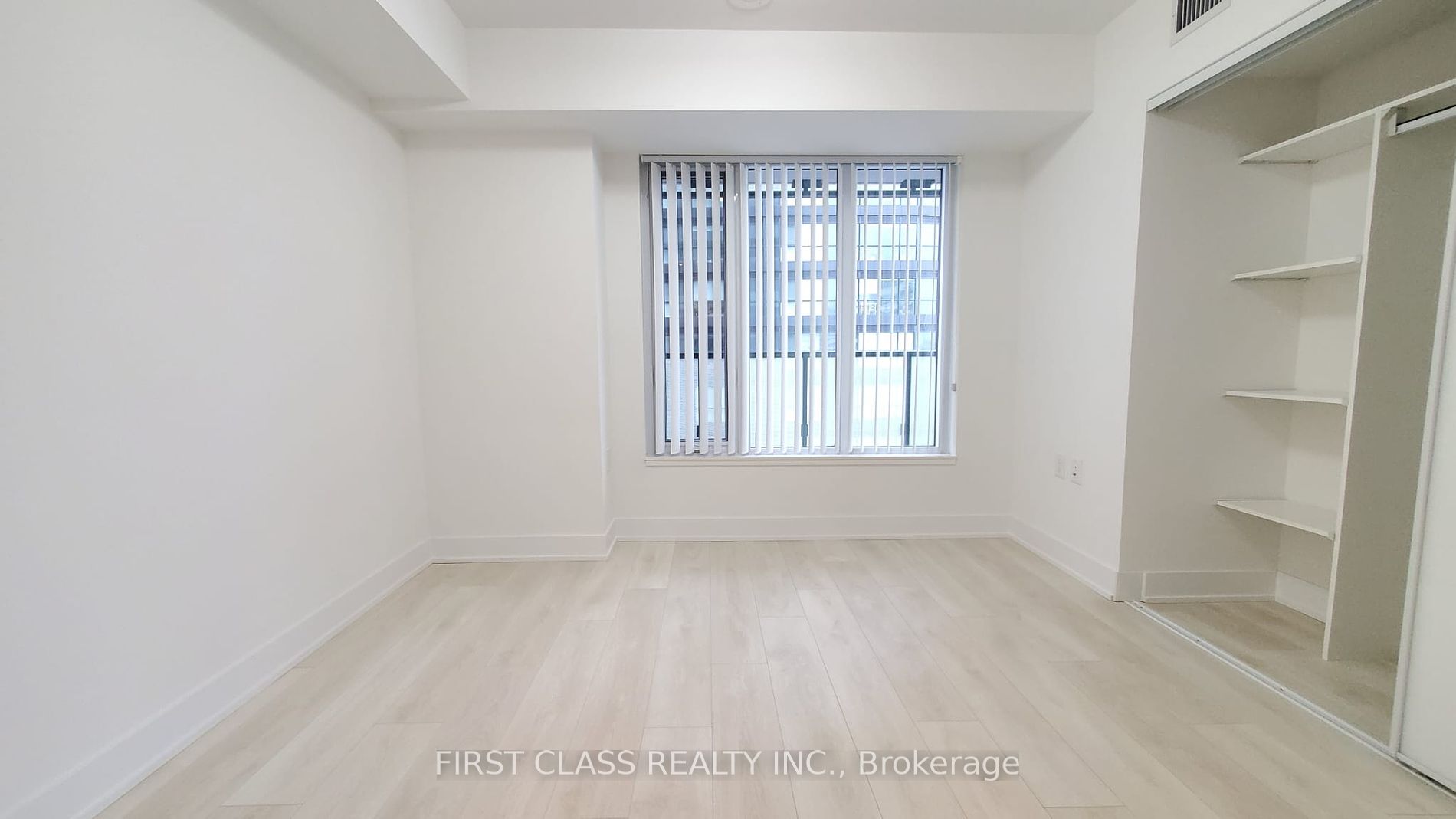 575 Bloor St E 7 Property Photo 9