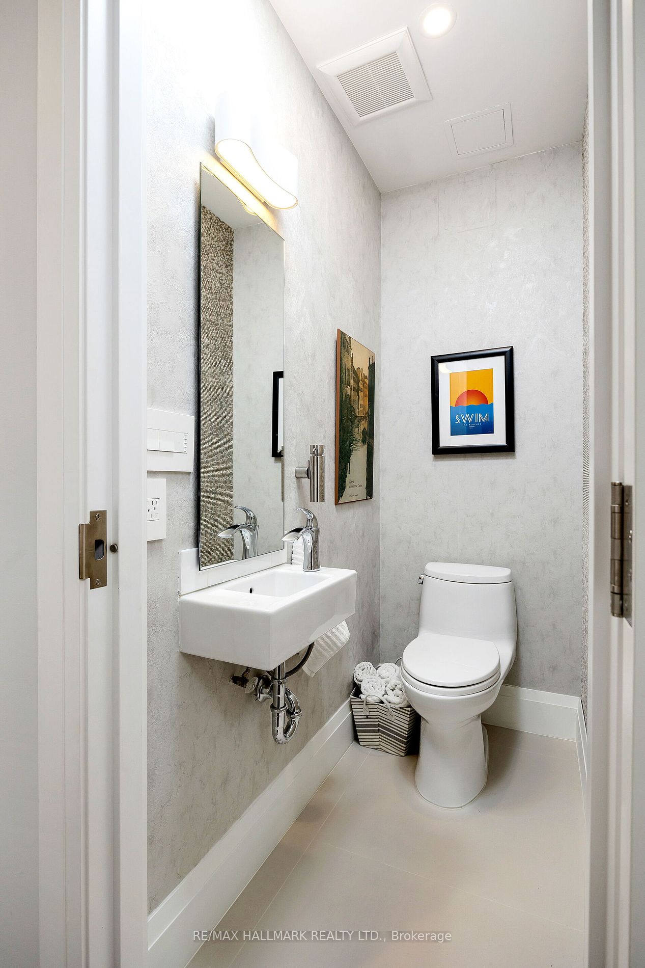 43 Hanna Ave 23 Property Photo 38