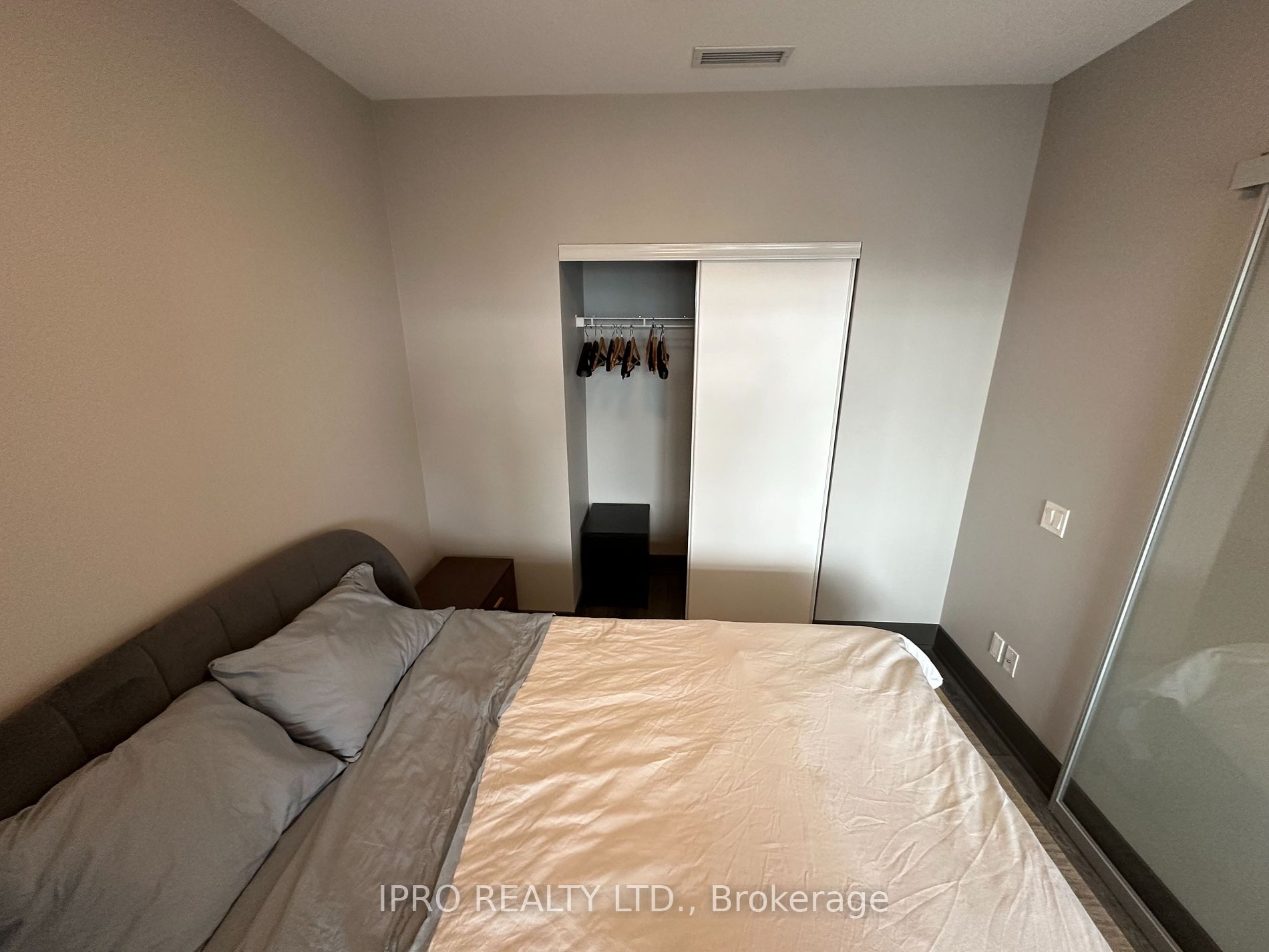 403 Church St 13 Property Photo 11