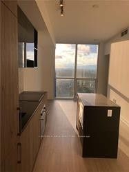 1 Yorkville Ave 03 Property Photo 2