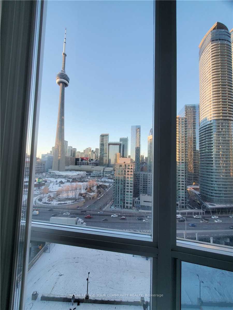 218 Queens Quay W 1701 Property Photo 14