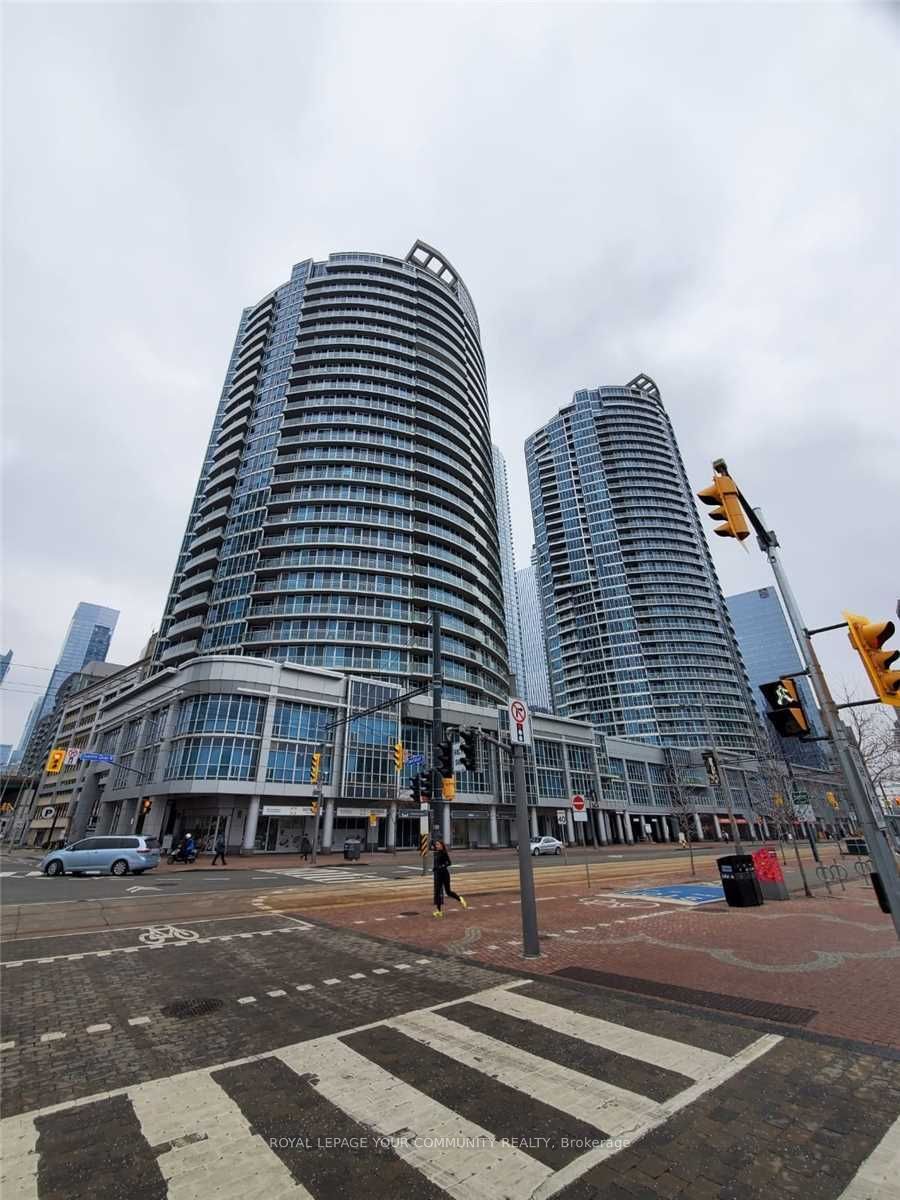218 Queens Quay W 1701 Property Photo 25