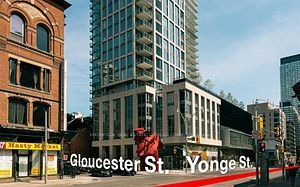 591 Yonge St Property Photo 5