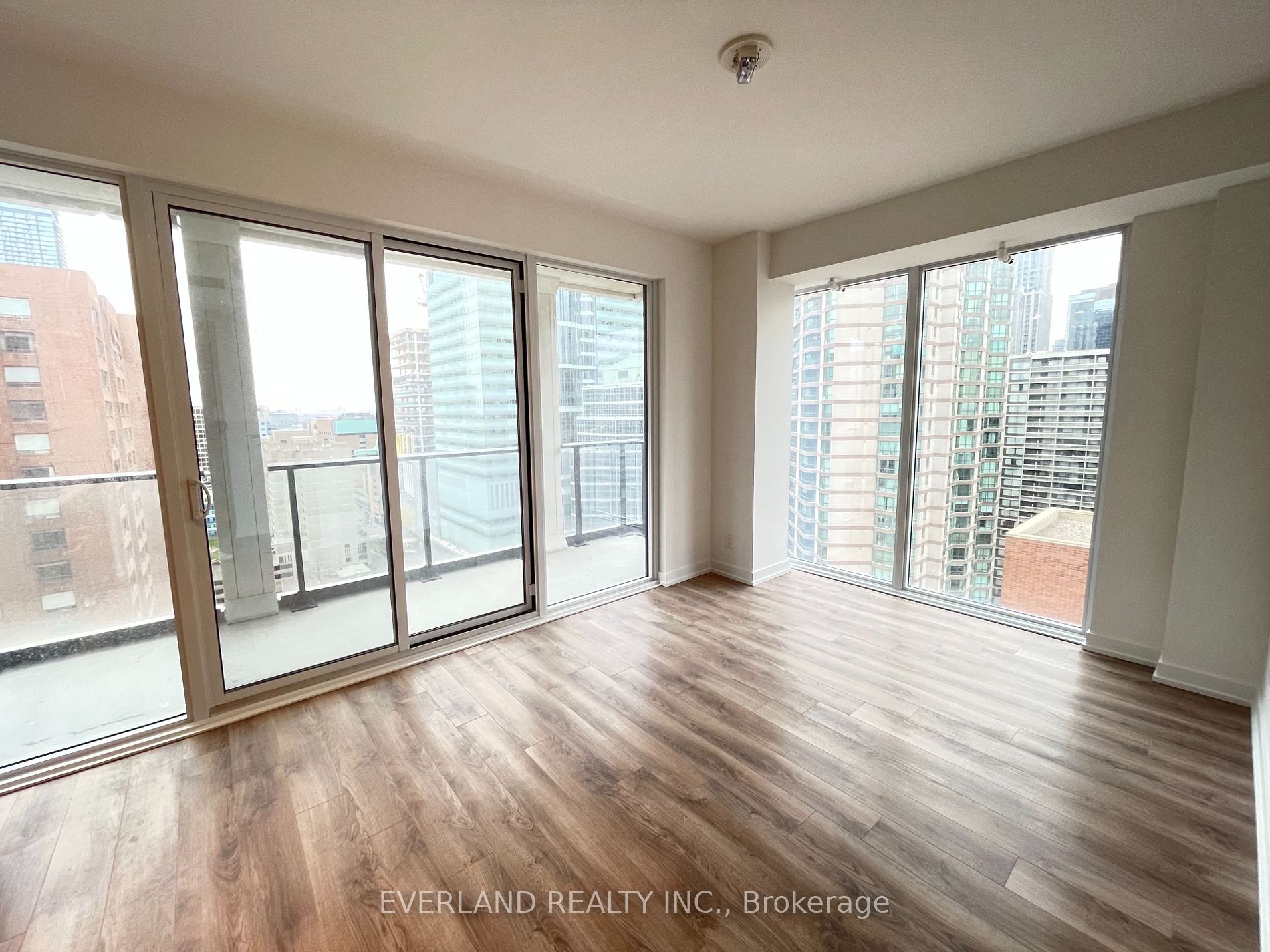 20 Edward St 15 Property Photo 1