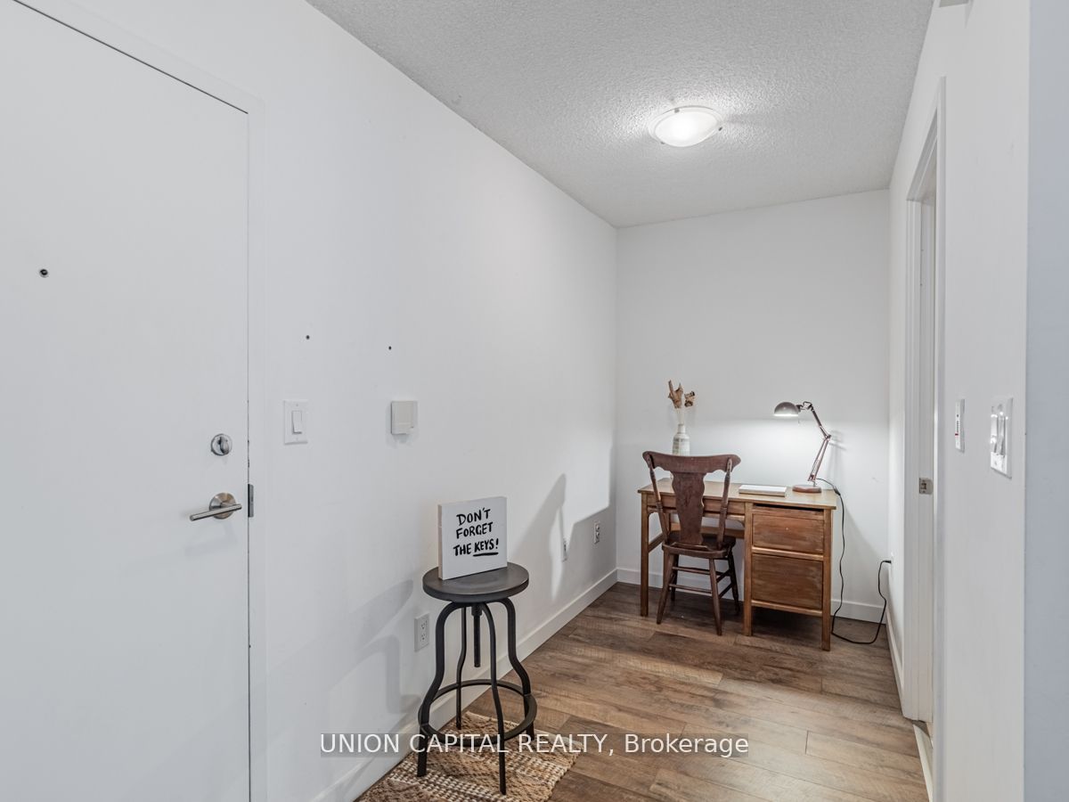 4k Spadina Ave 23 Property Photo 3