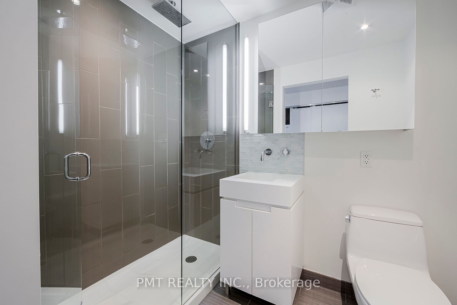 25 Oxley St 08 Property Photo 9