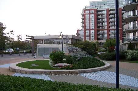 500 Queens Quay W Property Photo 2
