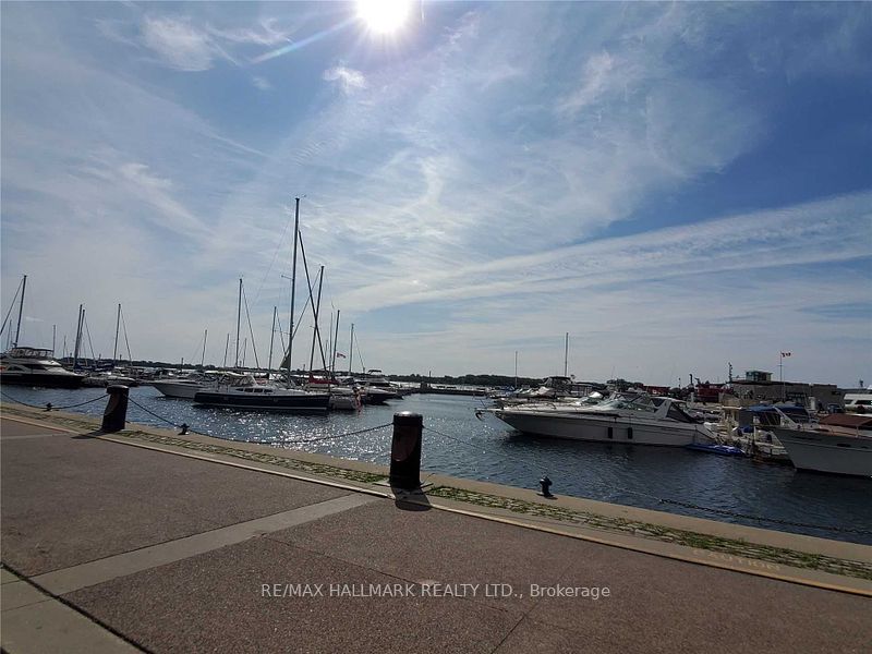 500 Queens Quay W Property Photo 4