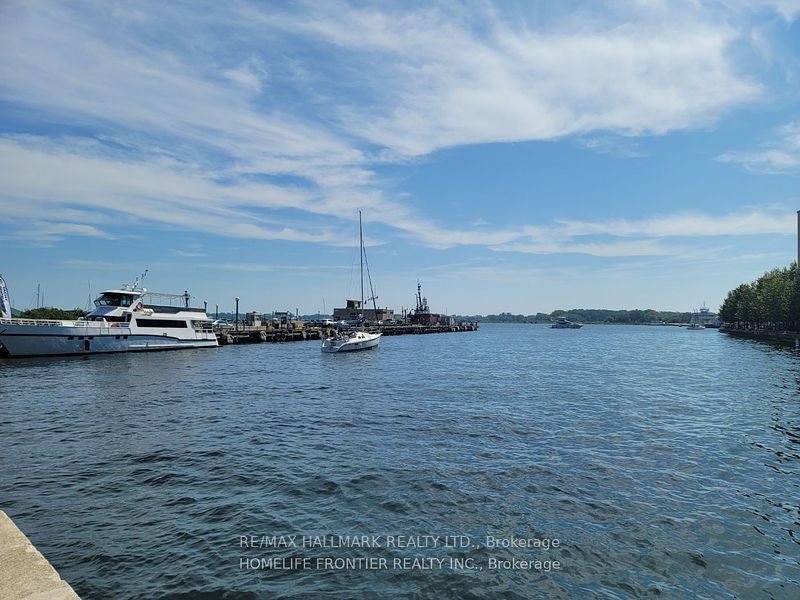 500 Queens Quay W Property Photo 5