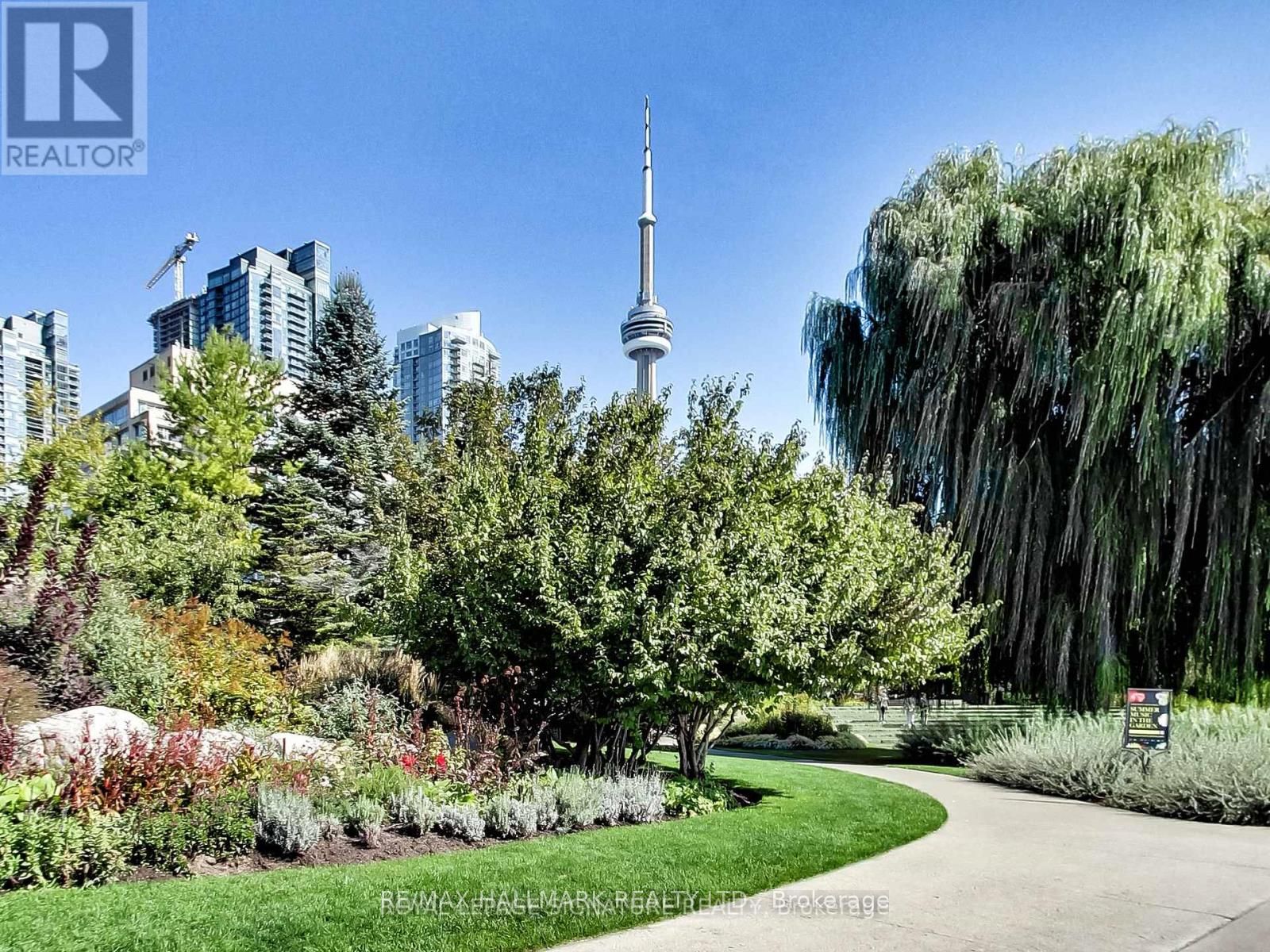 500 Queens Quay W Property Photo 6