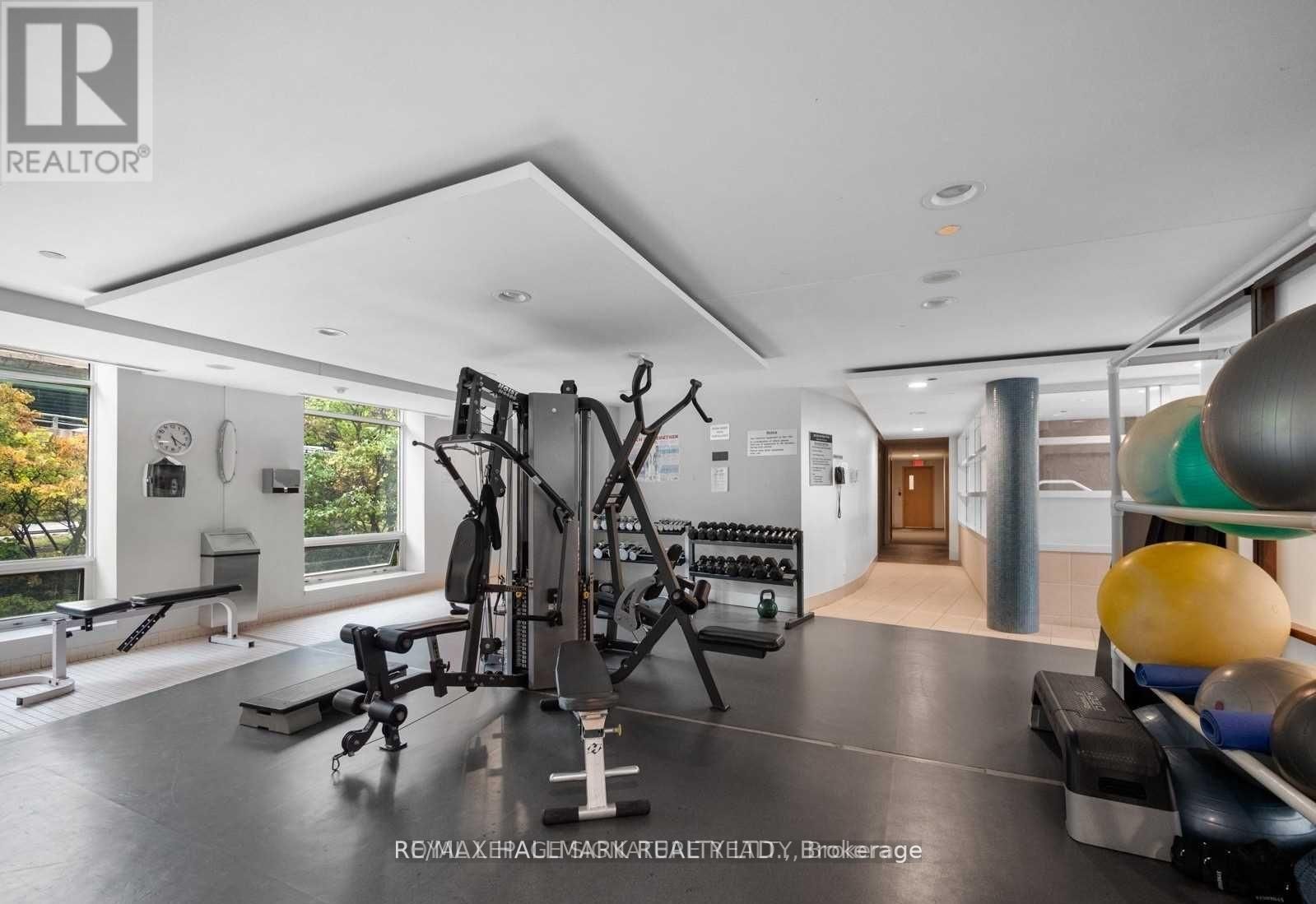 500 Queens Quay W Property Photo 9