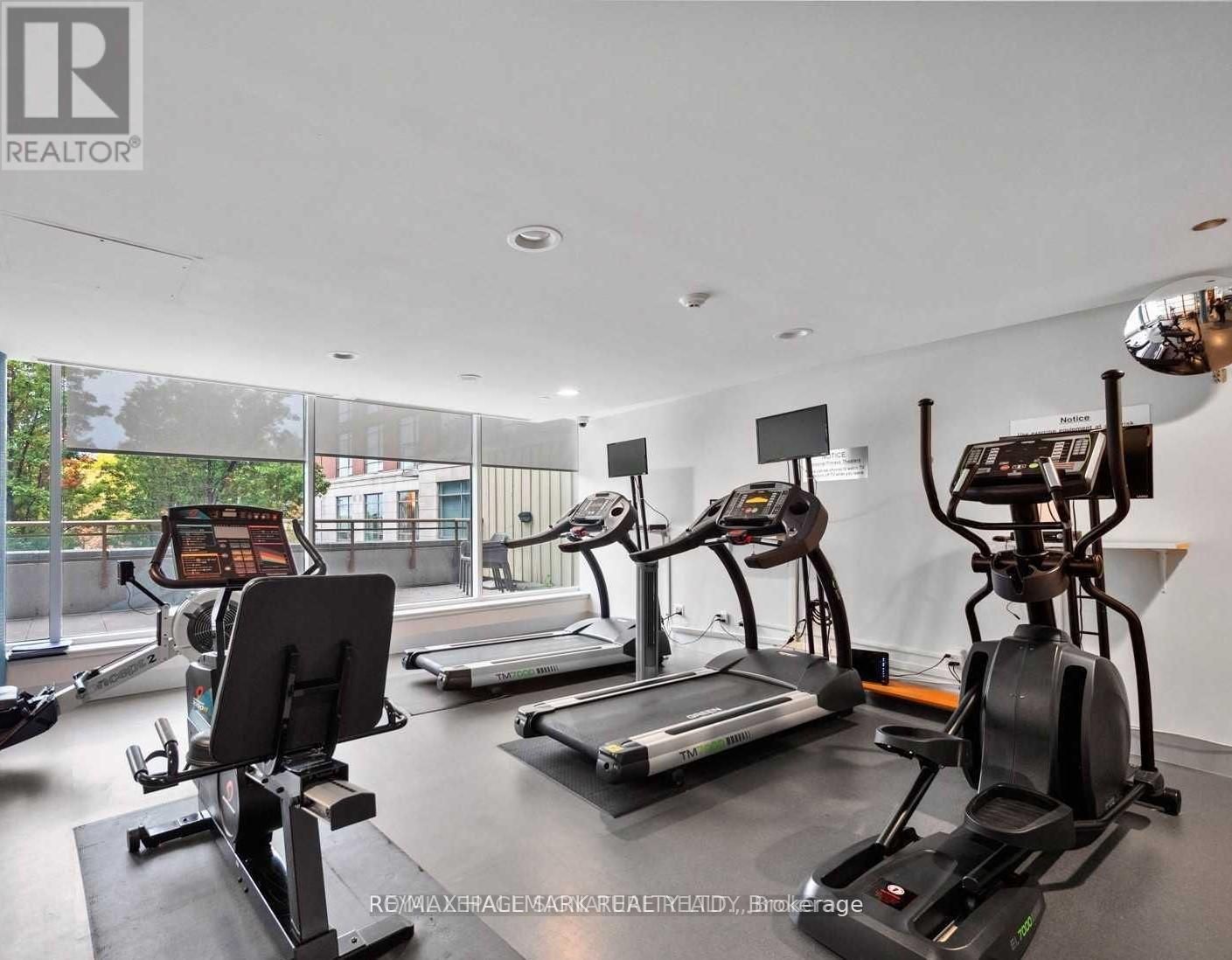500 Queens Quay W Property Photo 10
