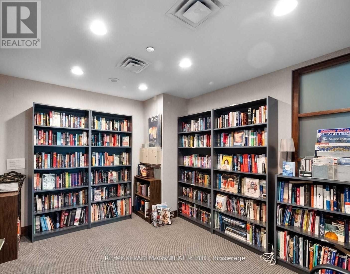 500 Queens Quay W Property Photo 12